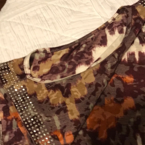 INC cold shoulder top. - Picture 2 of 4